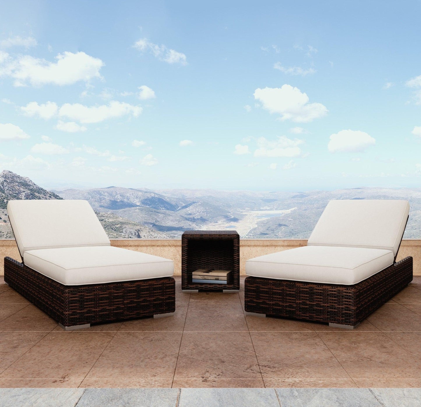 Montecito Adjustable Chaise in Canvas Flax w/ Self Welt