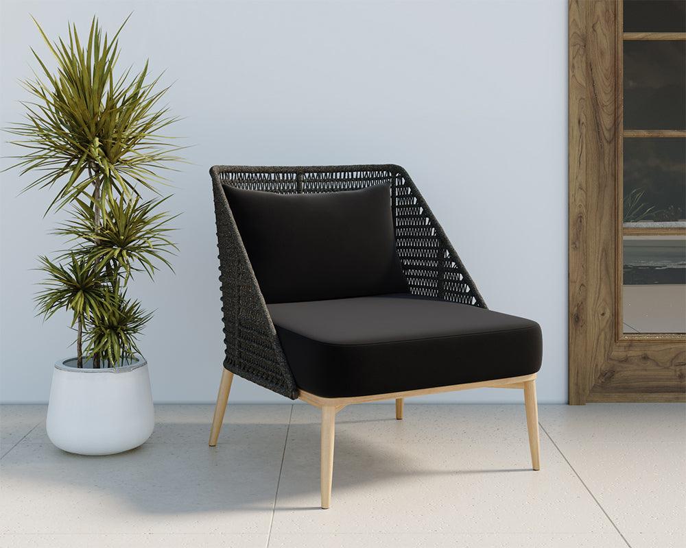Andria Lounge Chair