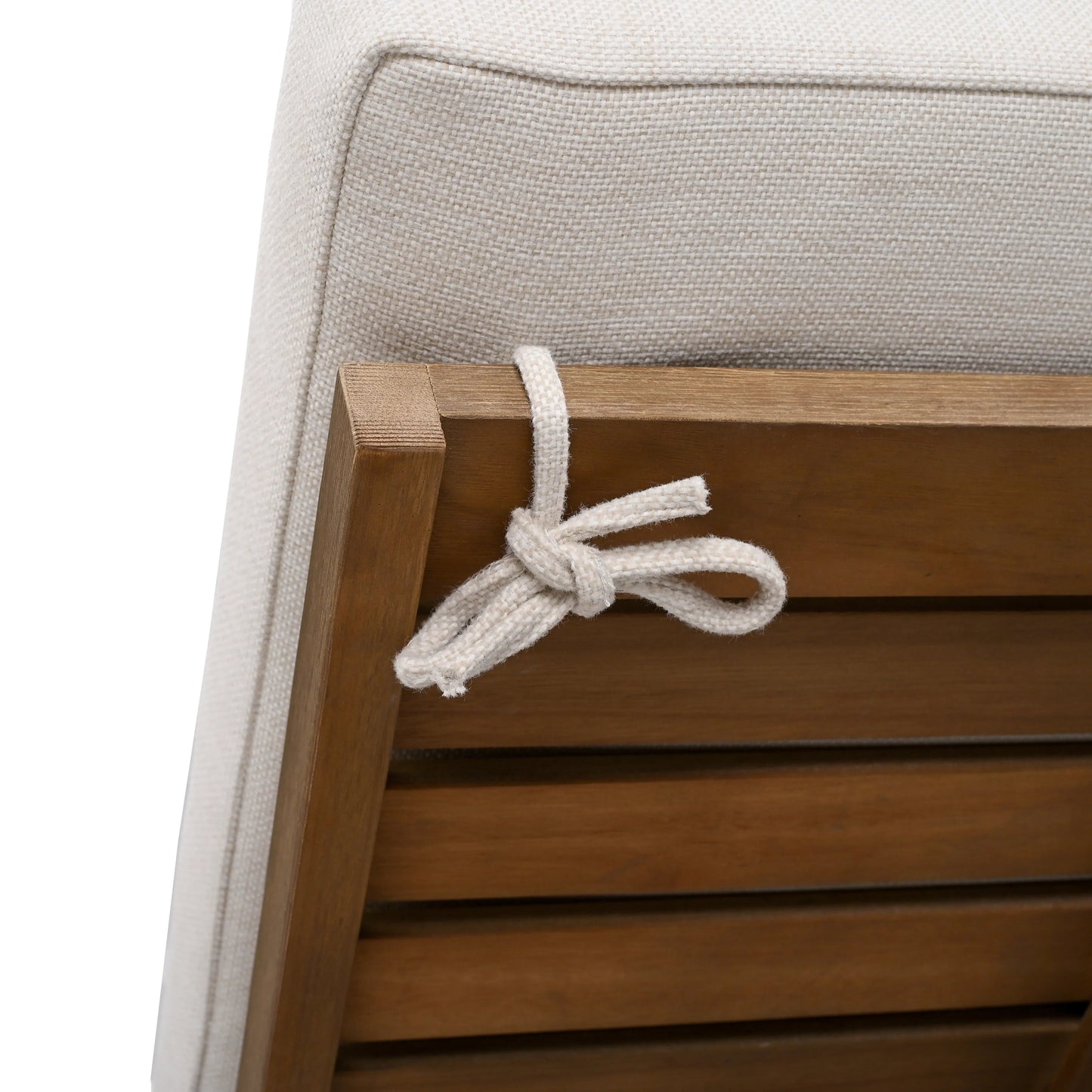 Blanquilla Eucalyptus Chaise Lounge