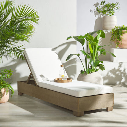 Blanquilla Eucalyptus Chaise Lounge
