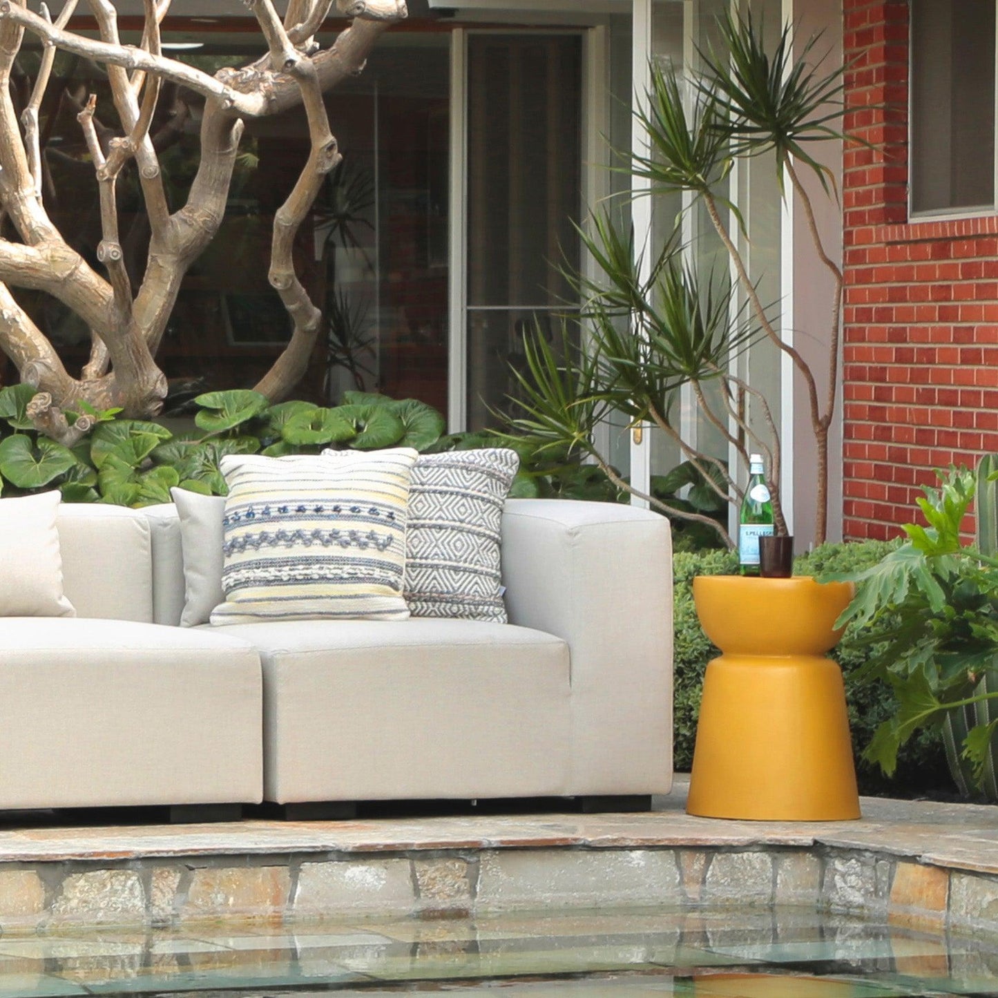 Ashlin End Table Yellow