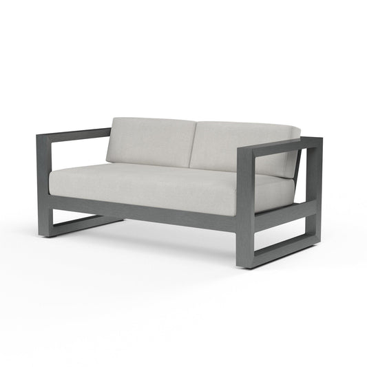 Redondo Loveseat in Cast Silver, No Welt