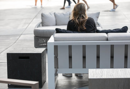 Newport Loveseat in Cast Silver, No Welt