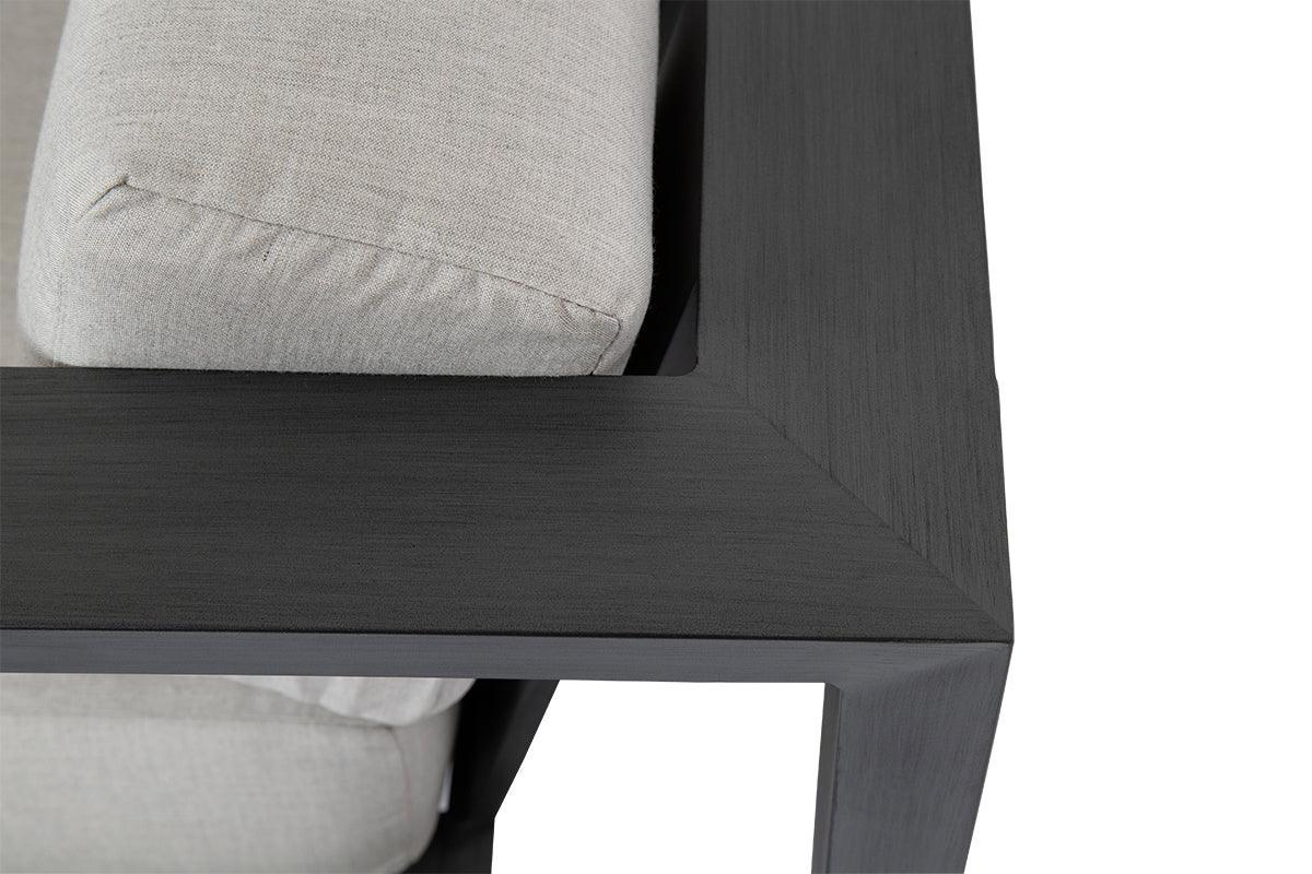 Redondo Loveseat in Cast Silver, No Welt