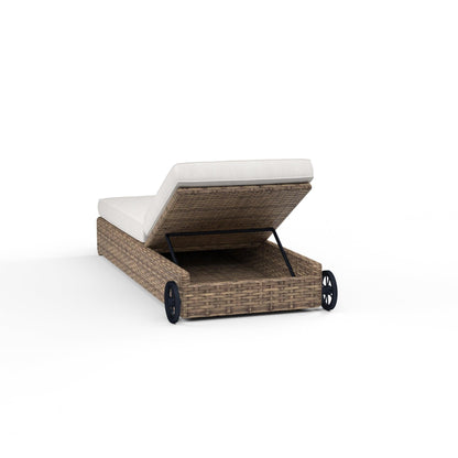 Havana Adjustable Chaise in Canvas Flax w/ Self Welt